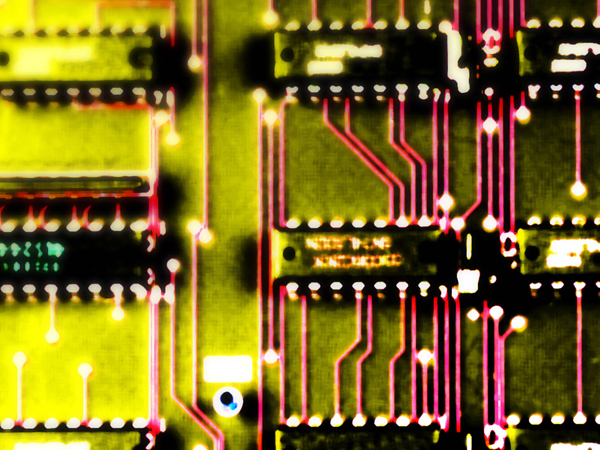 汽車(chē)產(chǎn)業(yè)變革下半場(chǎng)，智能汽車(chē)如何開(kāi)新局